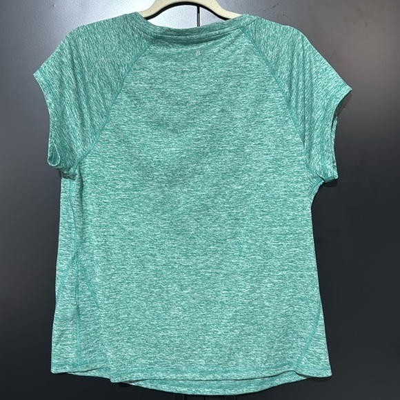 Women’s | XL | Athletic tee - Picture 3 of 6
